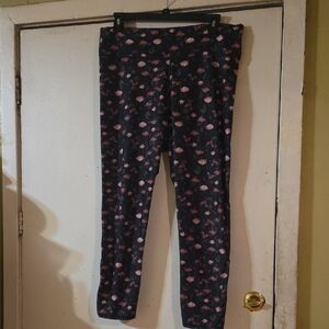 Women's Floral Patterned Leggings - Black and Pink